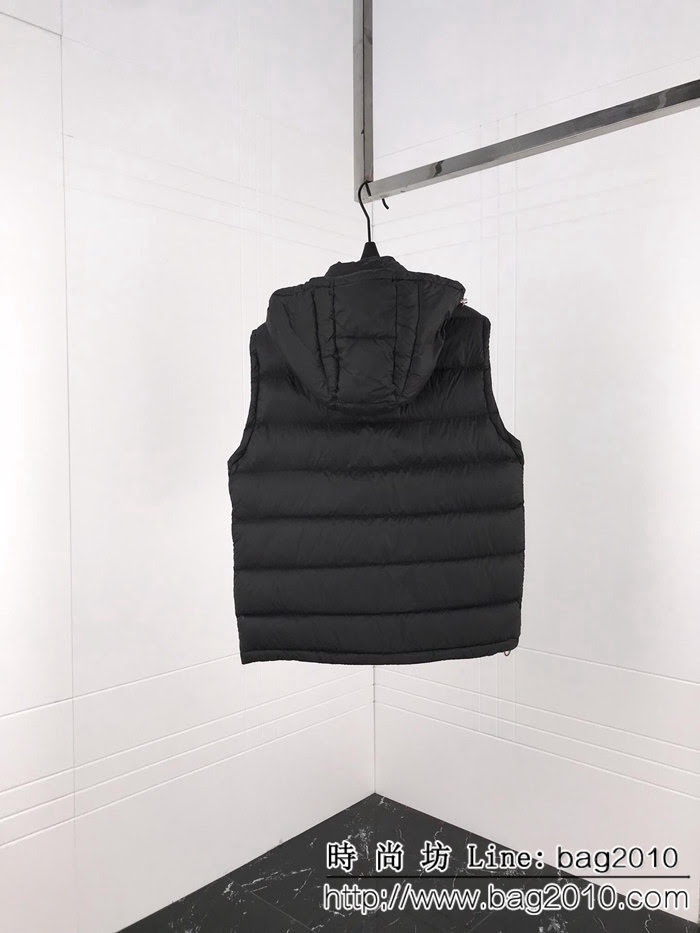 MONCLER蒙口 18SS秋冬新款 經典雙標 男款羽絨馬甲 ydi1510